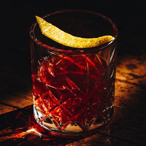 sazerac-cocktail-recipe-liquorcom image