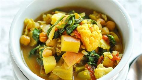 curried-vegetable-and-chickpea-stew-the-splendid image