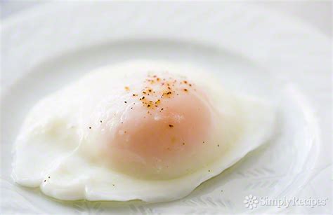 how-to-make-perfect-poached-eggs-simply image