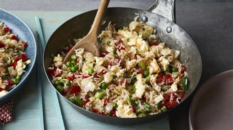 egg-fried-rice-recipe-bbc-food image