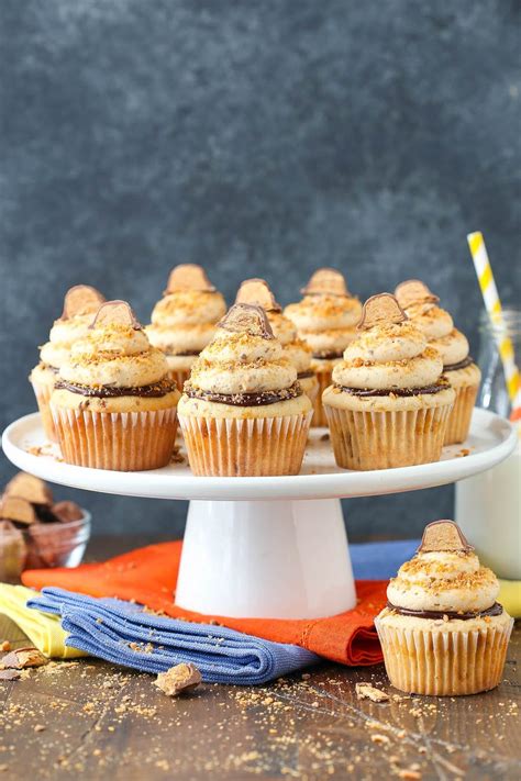butterfinger-cupcakes-easy-peanut-butter-cupcakes image
