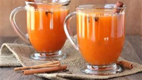 orange-spiced-cider-recipe-tablespooncom image