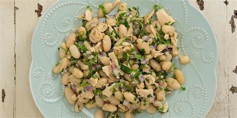 tuna-white-bean-salad-eatingwell image