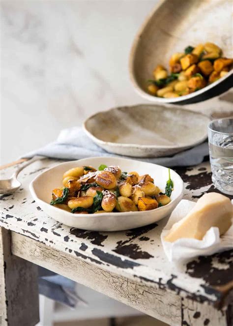 pan-fried-gnocchi-with-pumpkin-spinach-recipetin image