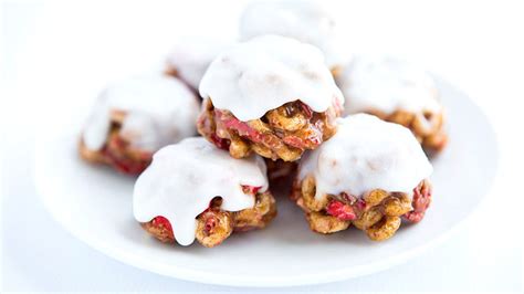 milk-and-strawberry-cereal-bites image