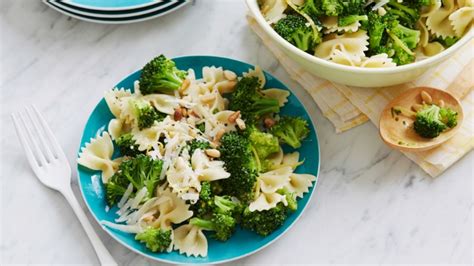 bow-tie-pasta-with-broccoli-and-peas-food-network image