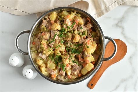 leftover-pork-and-potato-hash-recipe-cookme image