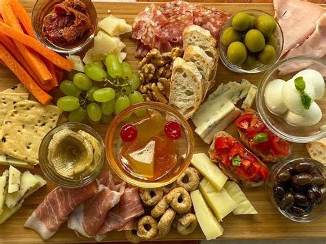 how-to-make-the-perfect-italian-antipasto-platter image