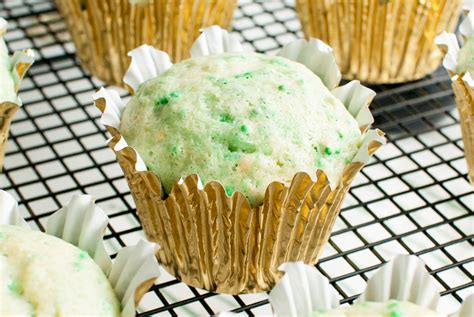 st-patricks-day-cupcakes-the-best-cake image
