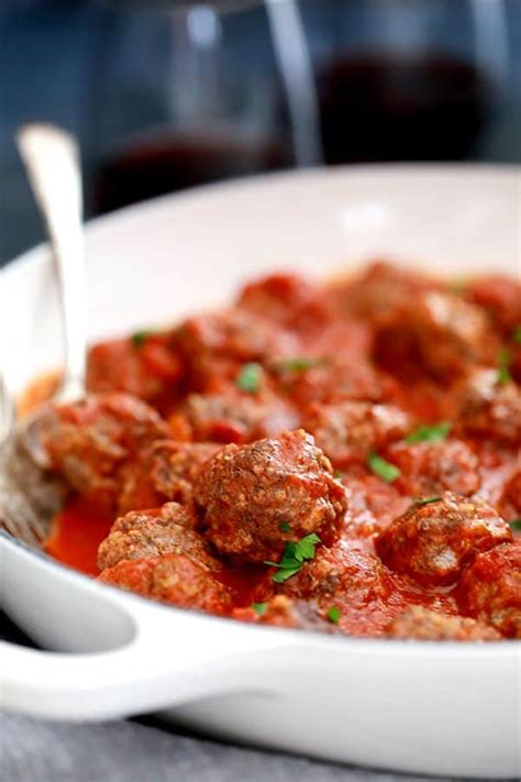 lidia-bastianichs-italian-style-meatballs-in-tomato-sauce image