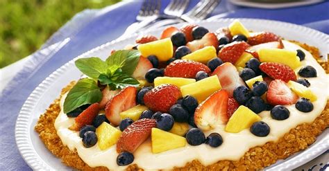 white-chocolate-fruit-tart-recipe-eat-smarter-usa image