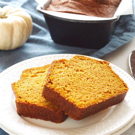 best-ever-pumpkin-spice-bread-the-busy-baker image