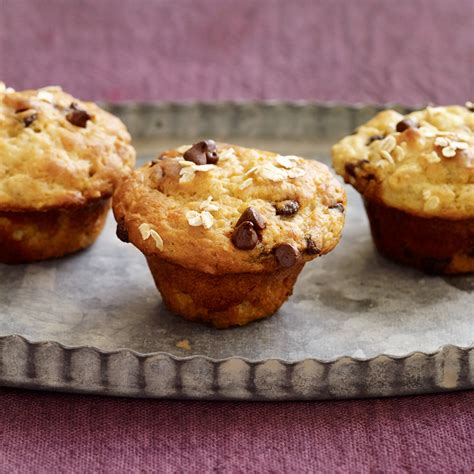 banana-chocolate-chip-mini-muffins-healthy image
