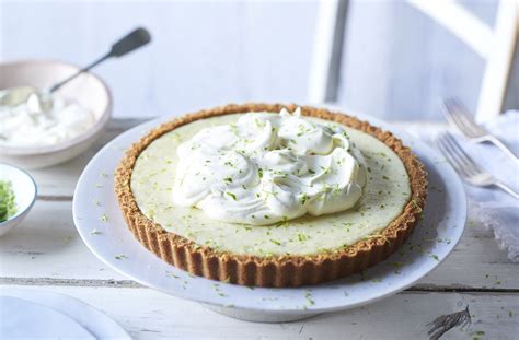 key-lime-pie-recipe-pie-recipes-tesco-real-food image