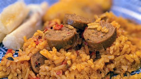 arroz-con-salchichas-cuban-style-rice-with-sausage image