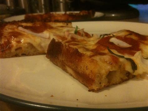 best-motor-city-pizza-recipe-how-to-make-detroit image