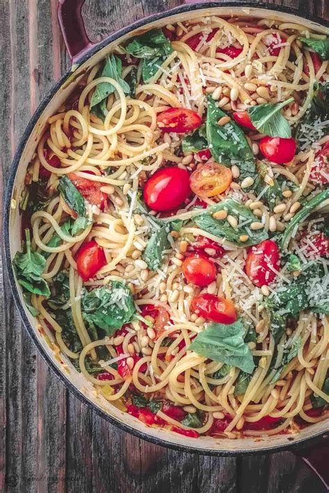 easy-chicken-spaghetti-recipe-with-tomatoes-and-basil image