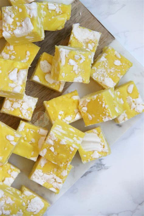 lemon-meringue-fudge-janes-patisserie image