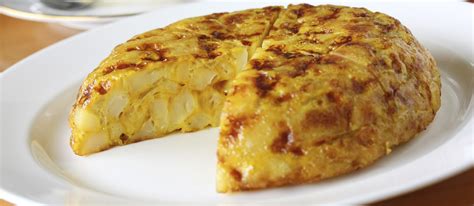 tortilla-de-patata-traditional-egg-dish-from-spain image
