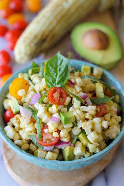 grilled-corn-salad-damn-delicious image