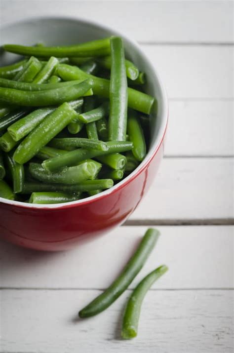 green-bean-puree-baby-food-recipe-the-picky-eater image