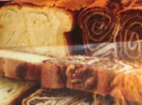 povitica-a-polish-walnut-tube-bread-no-yeast image