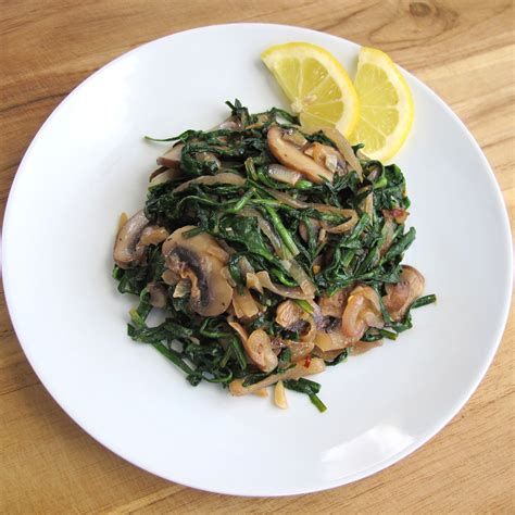 recipe-sauted-dandelion-greens-with-mushrooms image
