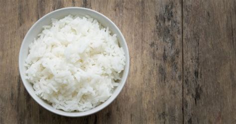 a-chefs-secret-to-cooking-fluffy-rice-every-time-starts image
