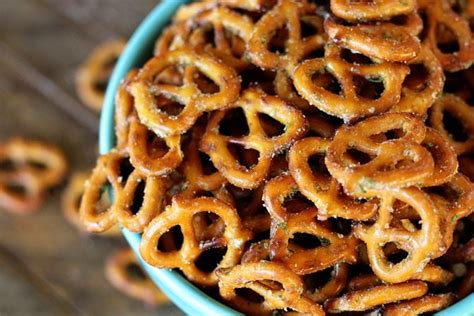 crack-pretzels-southern-bite image