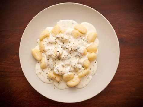 potato-gnocchi-with-fontina-cheese-sauce image