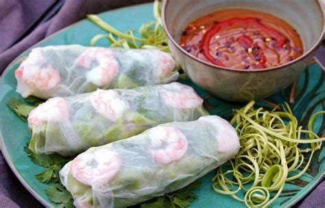 vietnamese-shrimp-salad-rolls-gỏi-cuốn-or-nem-cuốn image