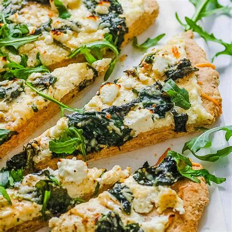 spinach-pizza-florentine-pizza-the-picky-eater image