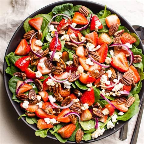 strawberry-spinach-salad-recipe-ifoodreal image