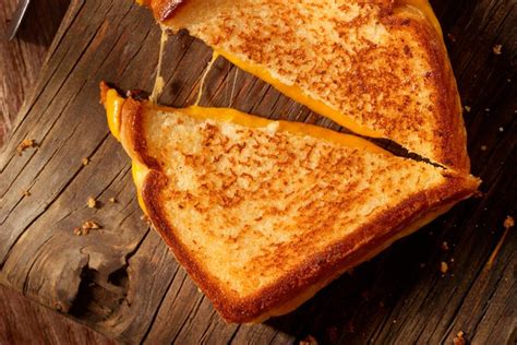 beer-soaked-grilled-cheese-craftbeercom image