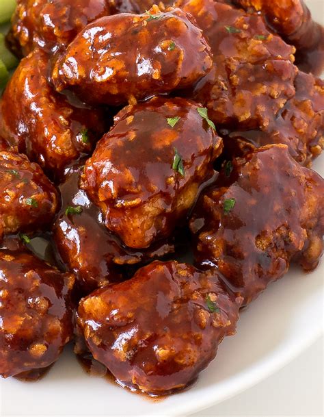 boneless-chicken-wings-with-honey-bbq-sauce-chef image