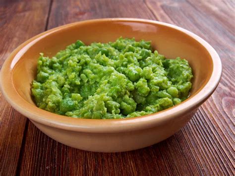 mushy-peas-how-to-make-mushy-peas-from-frozen image