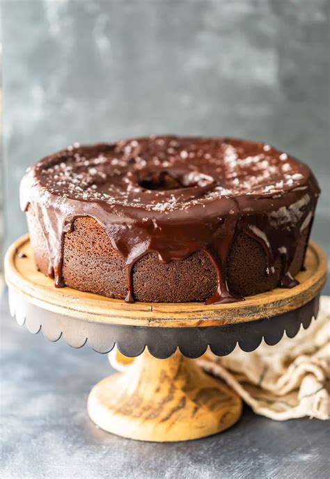 velvet-chocolate-cake-recipe-with-chocolate-ganache image