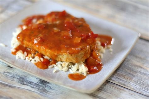 easy-skillet-pork-chops-with-tomatoes-recipe-the image