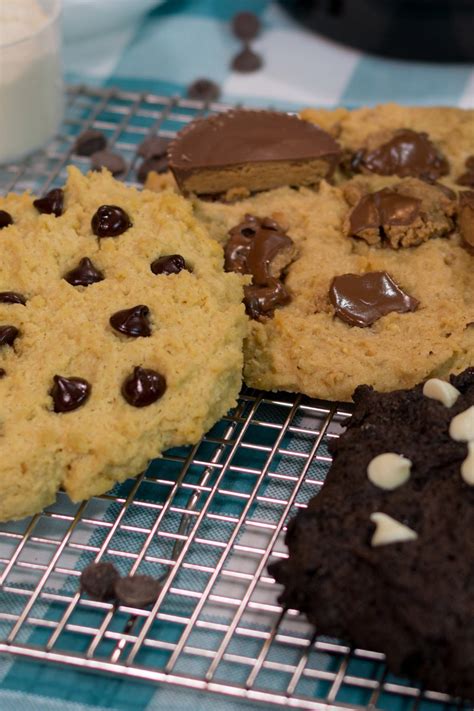 1-minute-microwave-low-carb-cookies-recipe-the image
