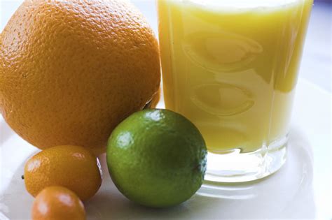 tangy-kumquat-juice-and-smoothie-recipe-the image