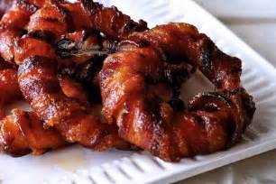 sriracha-glazed-bacon-wrapped-onion-rings-bacon image