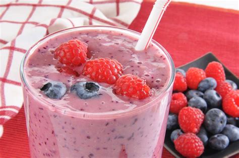 vanilla-yogurt-fruit-smoothie-recipe-all-nutribullet image