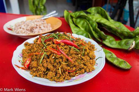 khua-kling-recipe-thai-dry-meat-curry image