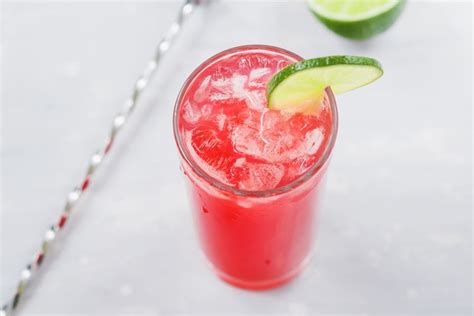 22-essential-and-popular-vodka-cocktails-the-spruce-eats image