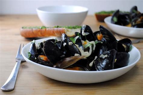steamed-mussels-in-pastis-recipe-sheknows image