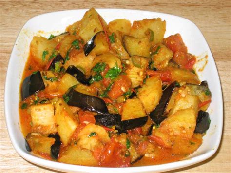 aloo-baingan-potato-and-eggplant-manjulas-kitchen image