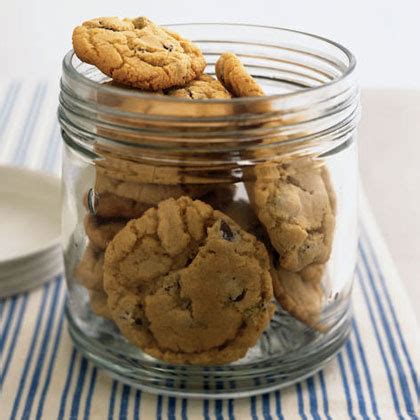 sweet-and-salty-peanut-chocolate-chunk-cookies image