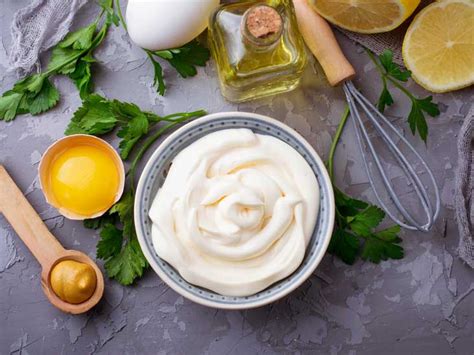10-healthy-homemade-mayonnaise image