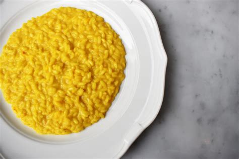 risotto-allo-zafferano-saffron-risotto-recipe-eataly image