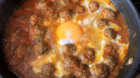 kefta-meatballs-tajine-with-eggs-the-petit-gourmet image